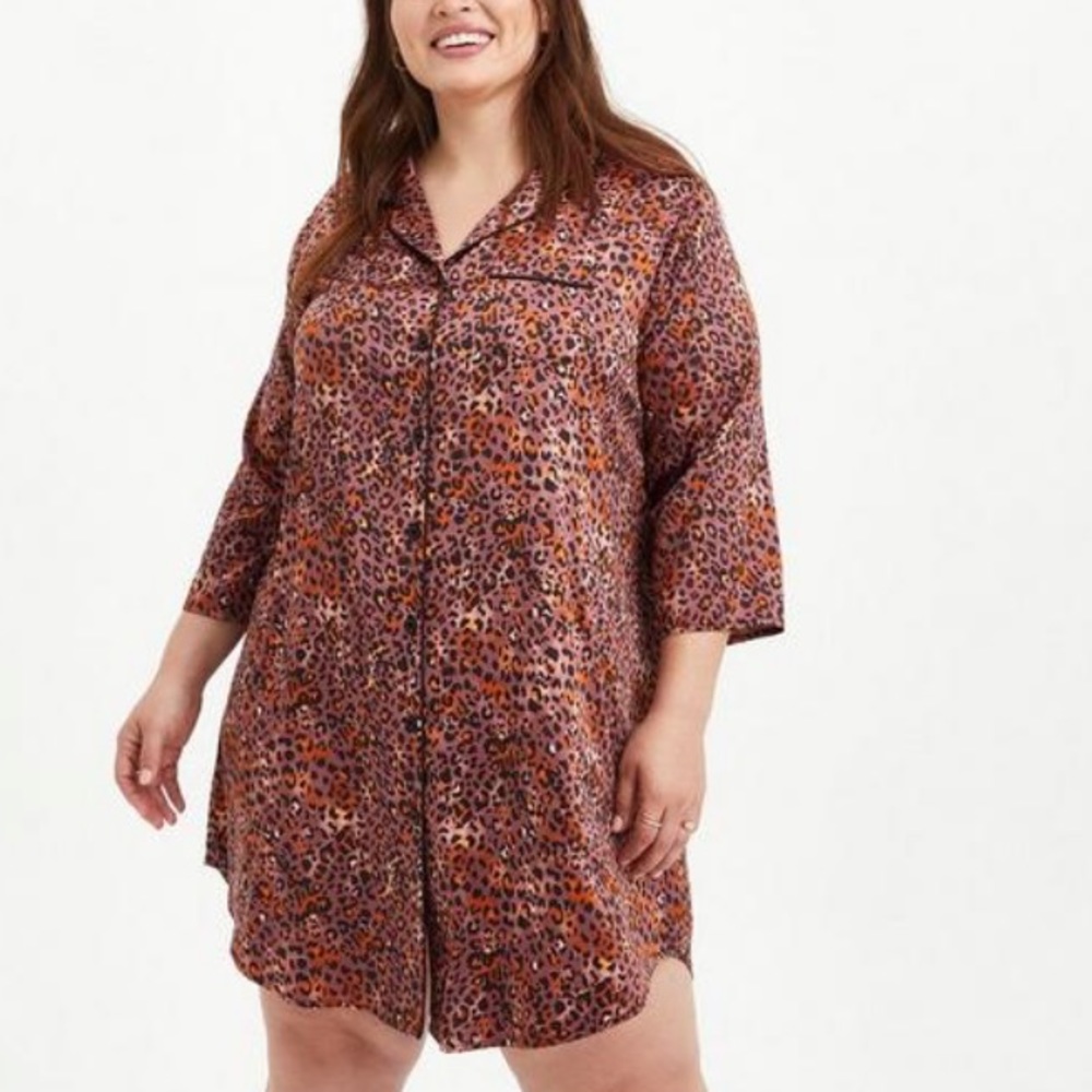 Torrid Dream Satin Button Through Leopard Print Collared Sleep Gown